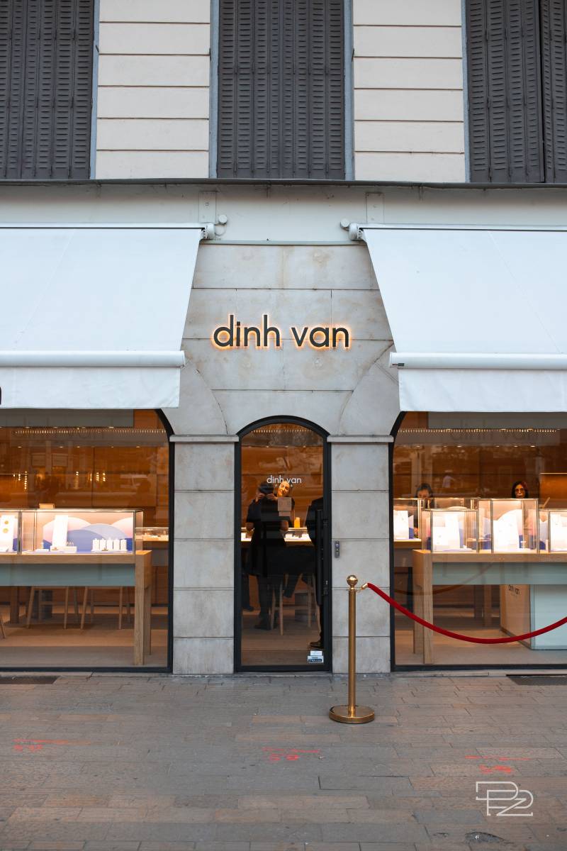Boutique Dinh van, place des jacobins à Lyon 