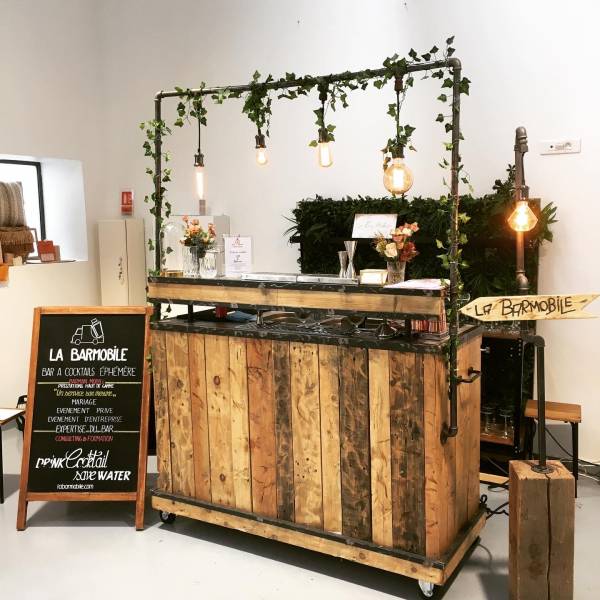 Bar à cocktails mobile pour le festival you and me à Lyon 7e