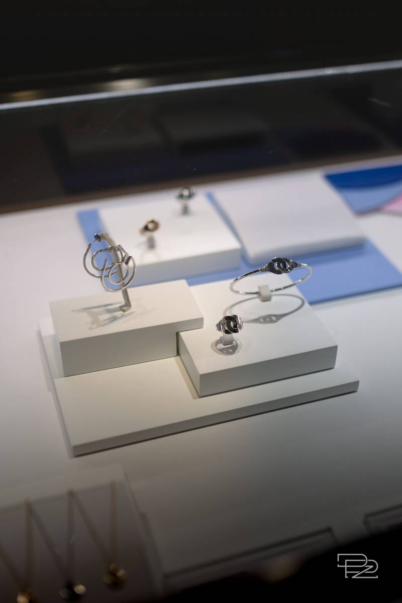 Magnifique bijoux pour la soirée privée de dinh van à Lyon