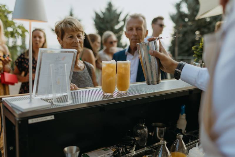 Vin d’honneur hivernal avec bar à cocktails à Chamonix