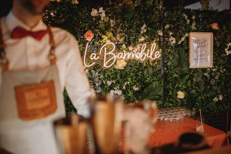 Prestataire bar à cocktails et barman à Lyon pour fêtes de fin d'année en entreprise