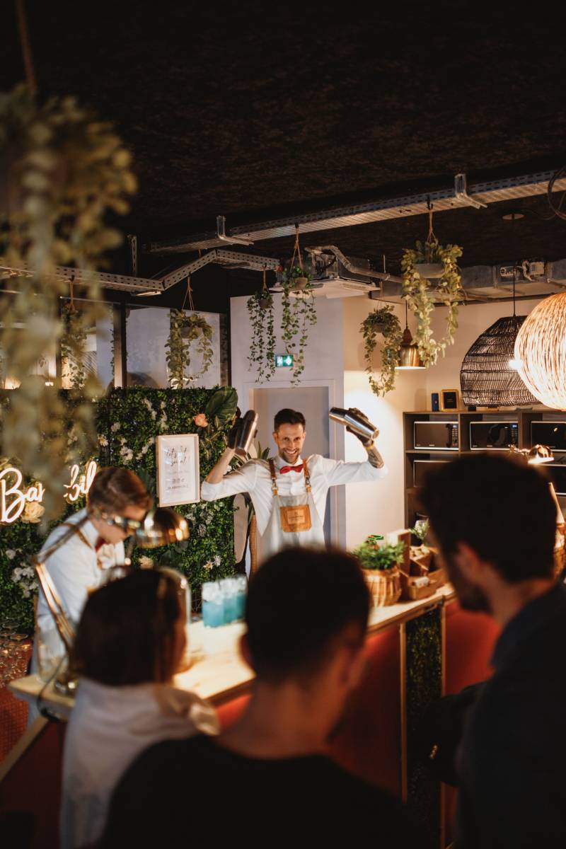 Prestation de cocktails haut de gamme pour votre événement d'entreprise à Lyon