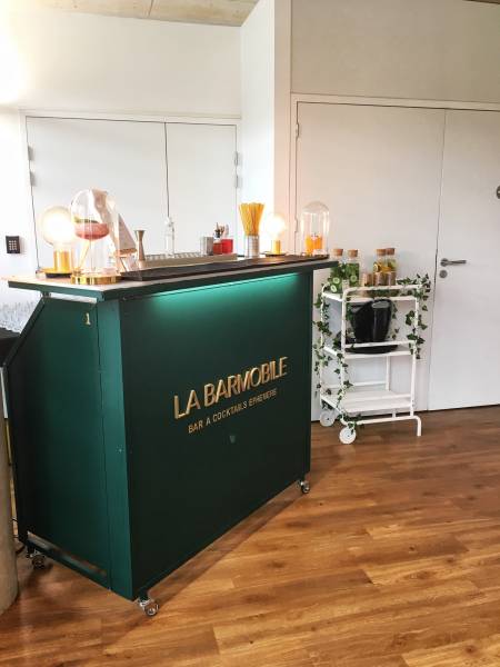 Bar à cocktails mobile pour vos événements professionnel au rooftop52 à Confluence