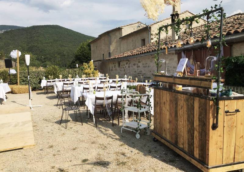 Création de bars éphémères pour mariage à Annecy