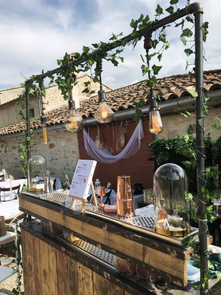 Organiser une animation originale avec un bar à cocktails pour votre mariage à Bourdeaux