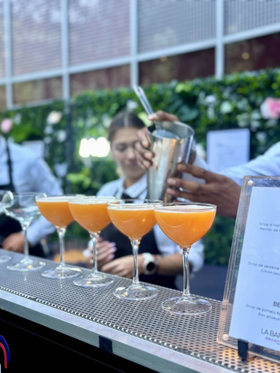 Un Moment de Convivialité Autour de Cocktails Signature pour Vos Collaborateurs