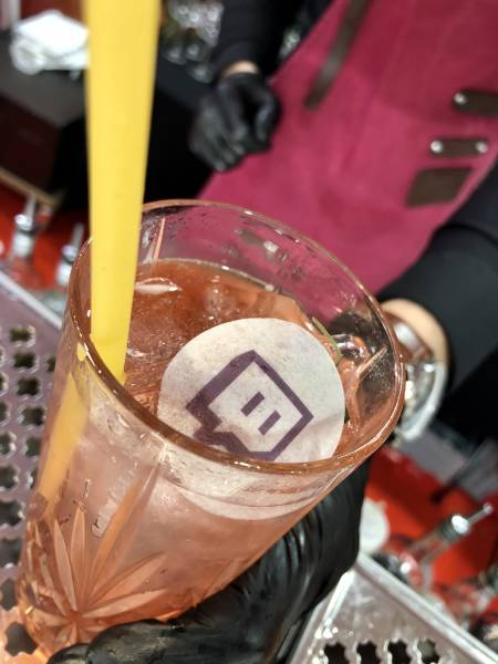Cocktails sur mesure et personnalisé avec le logo de votre entreprise, au centre des congrès de Lyon 
