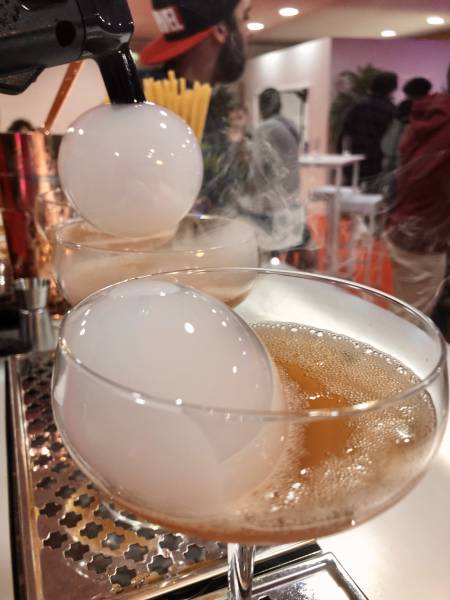 Animation de bar éphémère et mixologie mobile pour Twitch à la cité internationale de Lyon