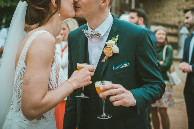 Bar à cocktails mobile pour le vin d'honneur de votre mariage à Annecy