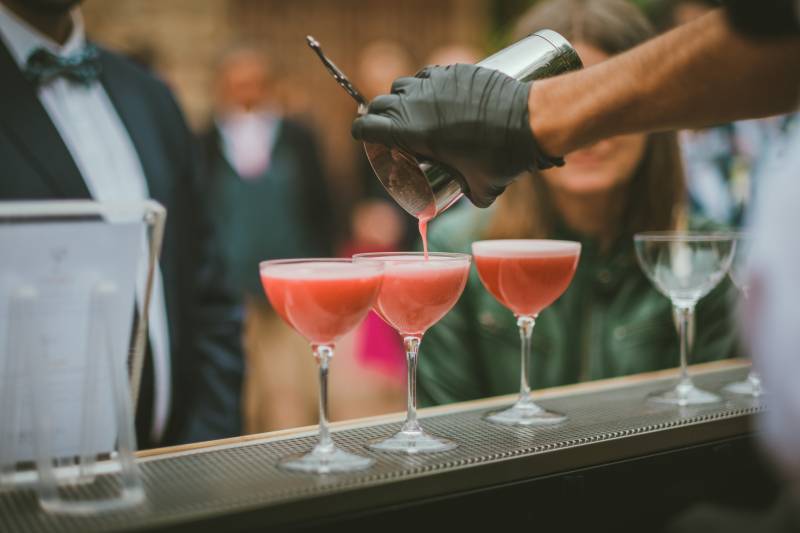 Service de cocktails délicieux pour votre vin d'honneur en Haute-Savoie