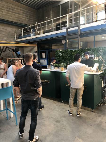 Bar à cocktails événementiel pour votre anniversaire d'entreprise à Chassieu
