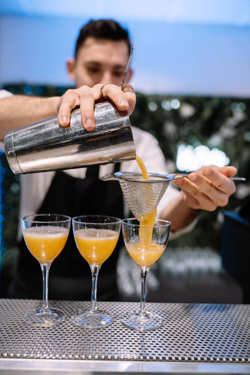 Un Moment de Convivialité au SIRHA Lyon : Louez un Barman !