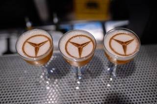 Un barman et des cocktails créatifs pour votre événement à Eurexpo