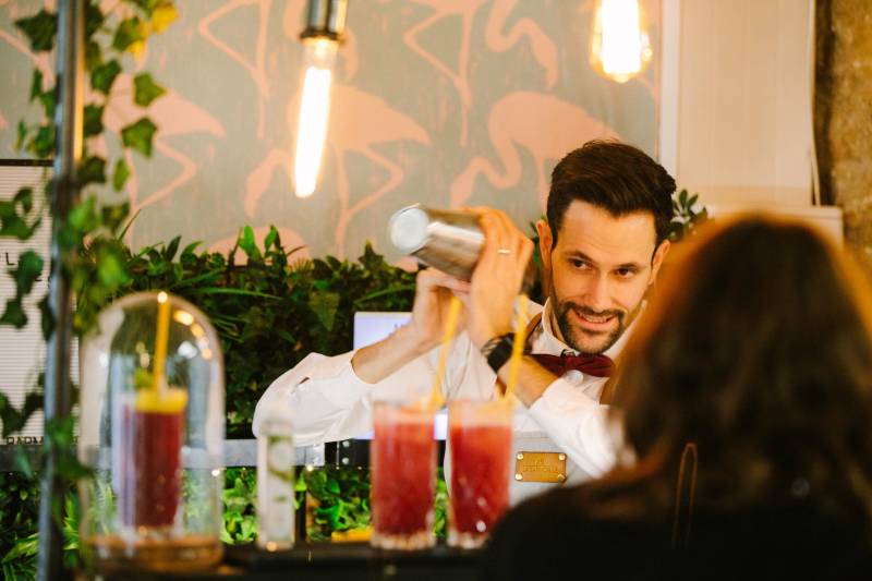 service de barman mobile pour une animation originale à votre mariage Annecy