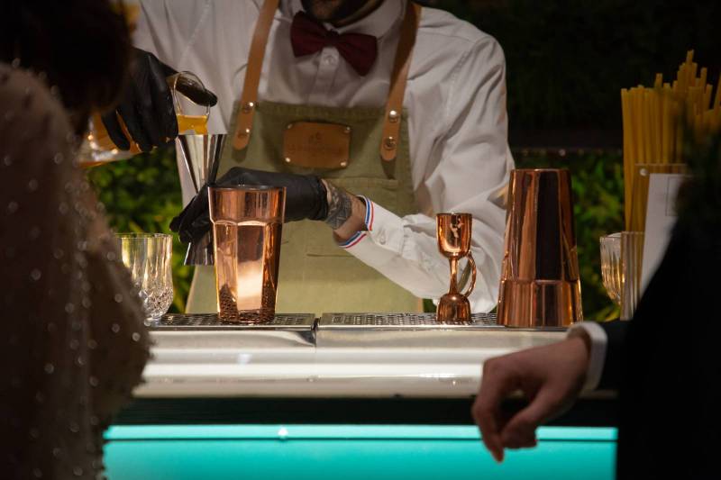 Barman à domicile pour soirée d’anniversaire à Vienne avec bar mobile
