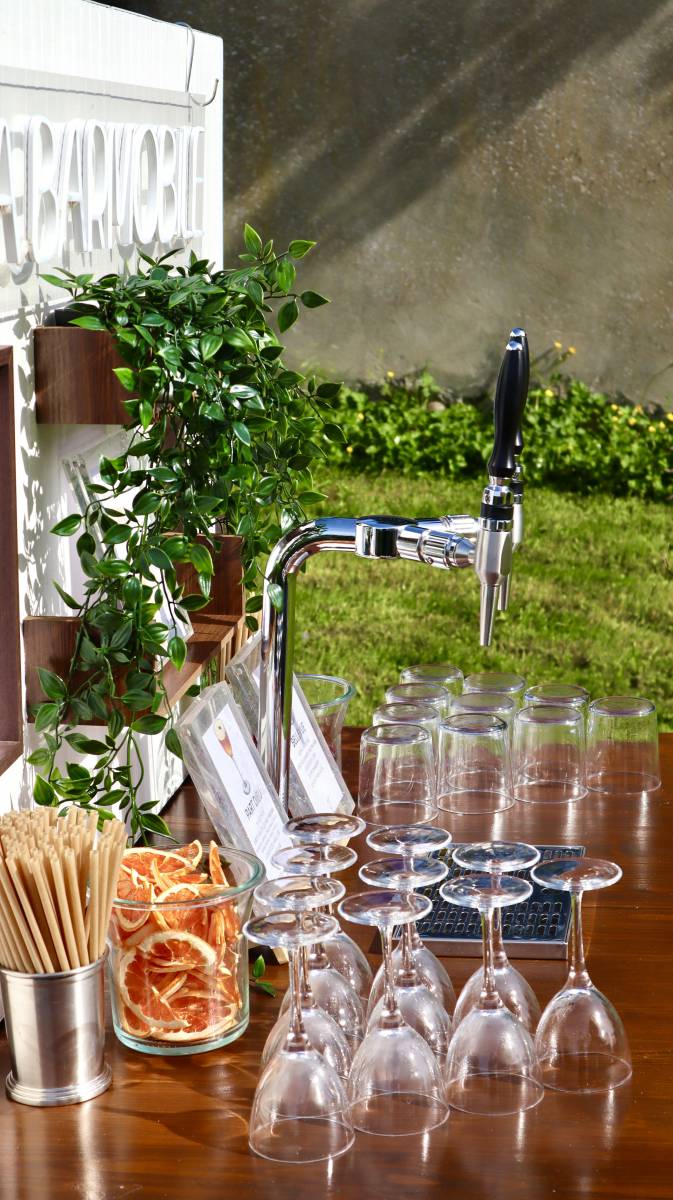 La tireuse à cocktails : la nouveauté 2026 de La Barmobile pour vos événements à Lyon